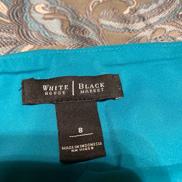 WHBM perfect form turquoise/ lagoona pencil skirt in size 8 - Picture 3 of 5